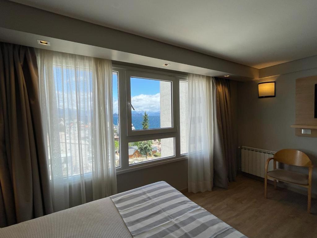 Hotel Ayres Del Nahuel Bariloche Buitenkant foto